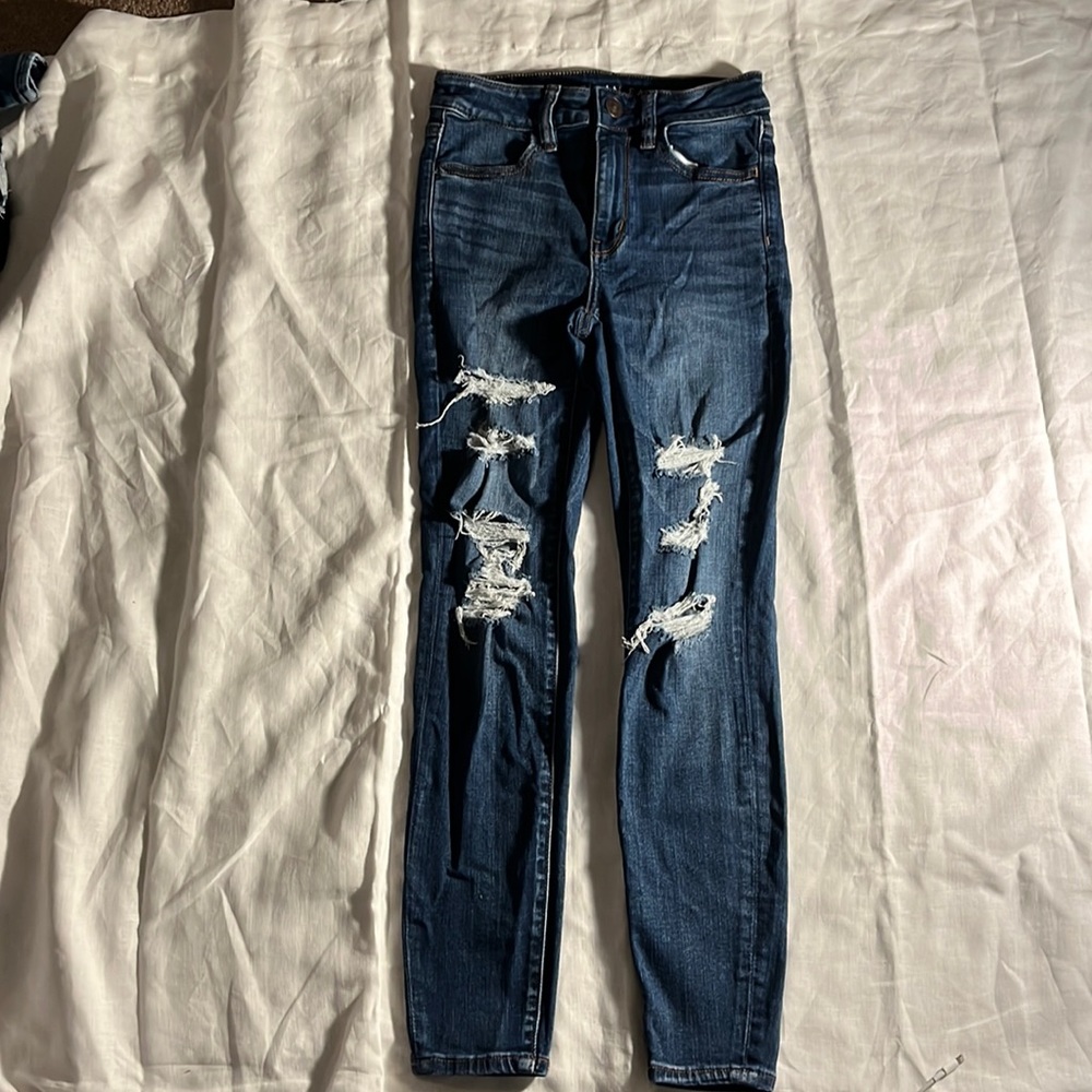American Eagle Dark Wash Ripped Hi-Rise Jeggings Size 2